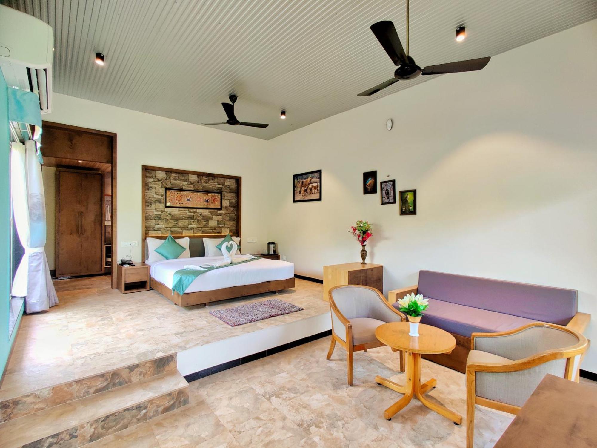 Lion Signature Family Resort Sasan Gir Dış mekan fotoğraf